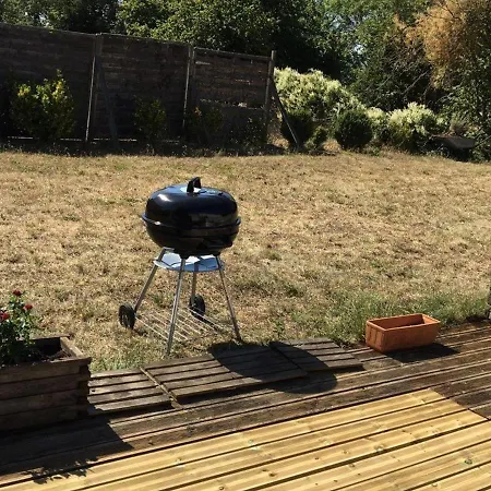 Grand Avec Piscine, Cheminée Et Terrasse Près De Lunéville, Idéal Pour Familles Et Groupes - Fr-1-584-84 Athienville