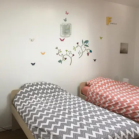 Grand Avec Piscine, Cheminee Et Terrasse Pres De Luneville, Ideal Pour Familles Et Groupes - Fr-1-584-84