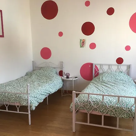 Grand Avec Piscine, Cheminee Et Terrasse Pres De Luneville, Ideal Pour Familles Et Groupes - Fr-1-584-84 Vakantiehuis *