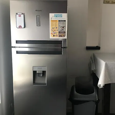 Casa vacanze Grand Avec Piscine, Cheminée Et Terrasse Près De Lunéville, Idéal Pour Familles Et Groupes - Fr-1-584-84